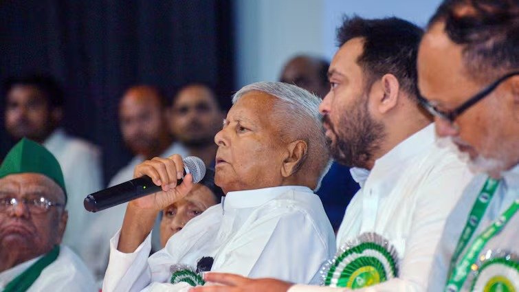 ‘तेजस्वी को मुख्यमंत्री बनाएं, नीतीश कुमार और RSS, लालू यादव का बड़ा बयान