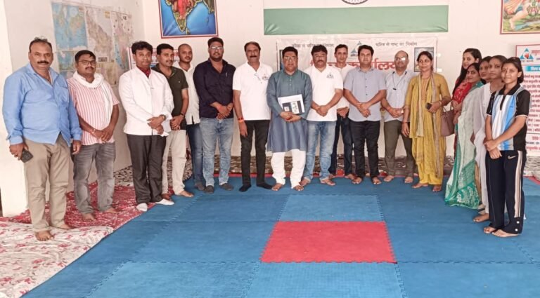 *गाजीपुर: सैदपुर : गैबीपुर के गौतम स्पोर्ट्स एकेडमी में क्रीड़ा भारती के काशी प्रांत की हुई विशेष बैठक, असक्रिय सदस्यों को भेजी गई अंतिम सूचना*